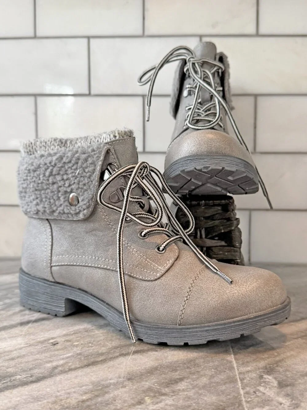 White Mountain Sandro Grey Lace Up Ankle Boots Sweater Cuff 7.5